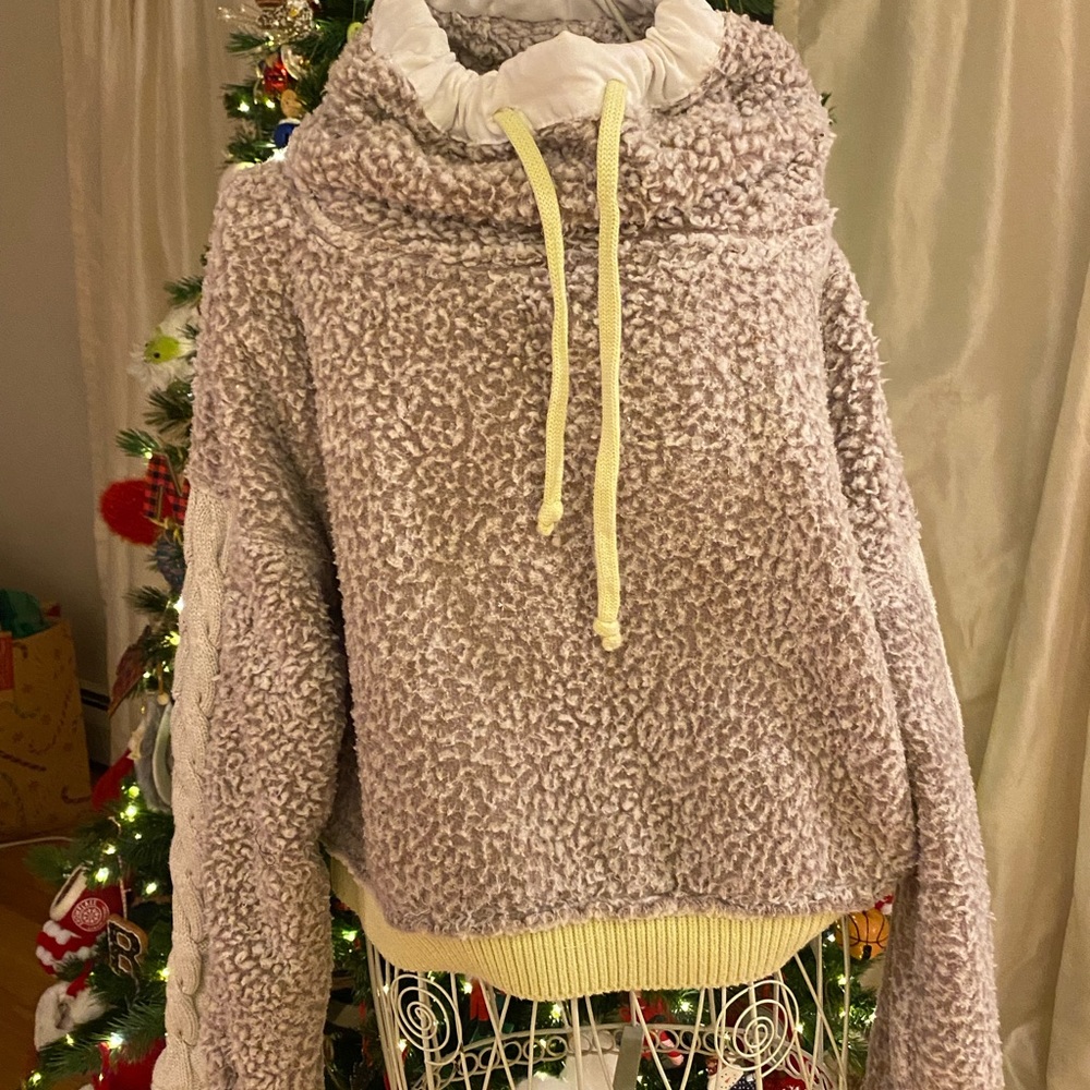 NWOT Free People Wild Heart Cropped Cowl Neck Sherpa Sweatshirt Size XS Oatmeal